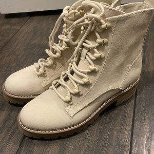 Universal thread brand from Target.  Size 7. Brand new